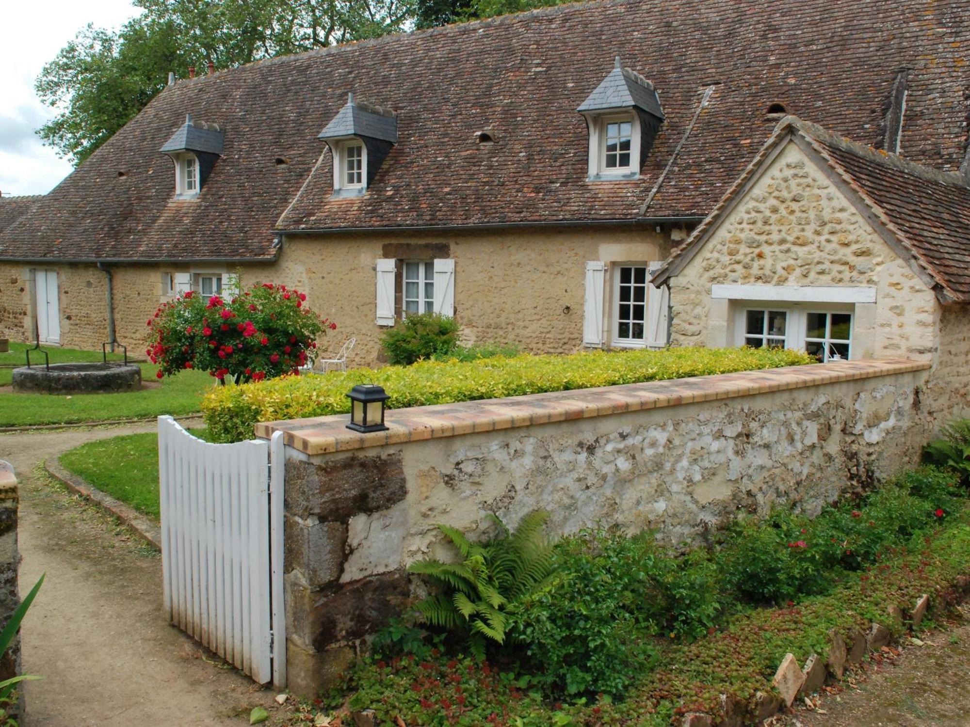 Petite Maison De Campagne Avec Piscine Chauffee, Tennis Et Nombreuses Activites Pour Tous! - Fr-1-410-270 Villa Maresché Екстериор снимка